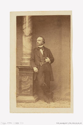 Álbum com fotografias famílias reais europeias