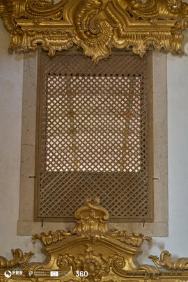 Sanefa e grade (gelosia)