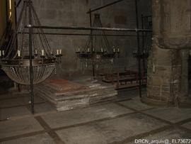 Taburnos nave central e lateral