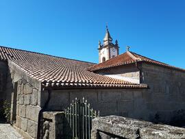 Vista parcial do exterior (fachada lateral)