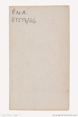 Álbum com retratos de membros das famílias reais