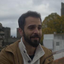 Entrevista a Leo Santos