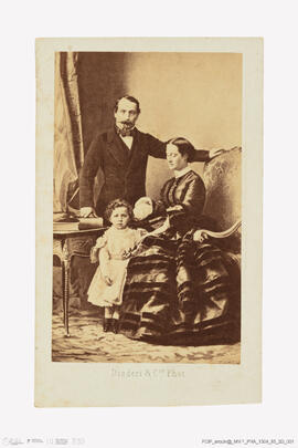 Álbum com fotografias famílias reais europeias