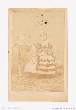 Álbum com retratos de membros das famílias reais europeias