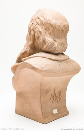 Busto Guerra Junqueiro