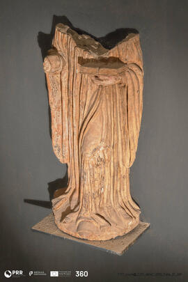 Escultura de Sta. Escolástica