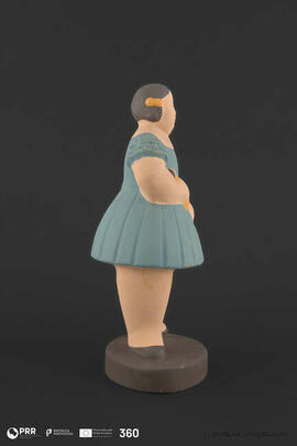 Escultura Menina Gorda: Ana