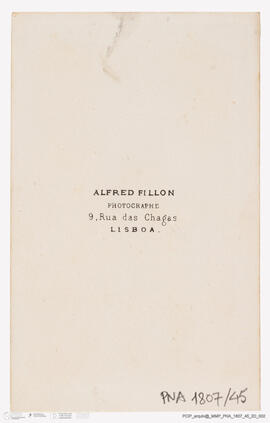 Álbum com fotografias do Baile de Máscaras de Carnaval de Fevereiro de 1865 no Paço Real da Ajuda