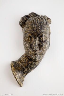 Escultura / Cabeça Feminina - Senhora