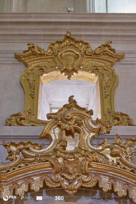 Moldura da janela (nave igreja)