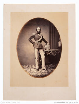 Álbum fotográfico - Álbum com fotografias de oficiais