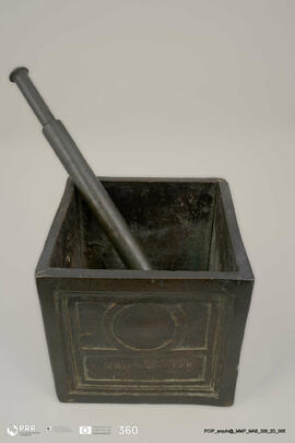 Medida-padrão de 1/2 alqueire