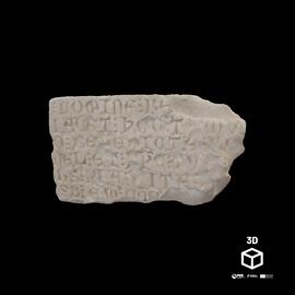 Lápide com inscrição funerária