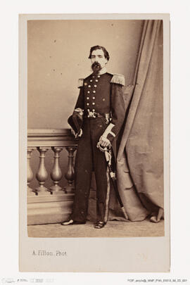 Álbum com retratos de membros das famílias reais