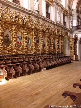 Restauro do soalho do coro