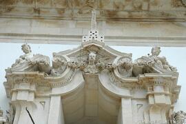 Detalhes de elementos decorativos (interior e exterior)