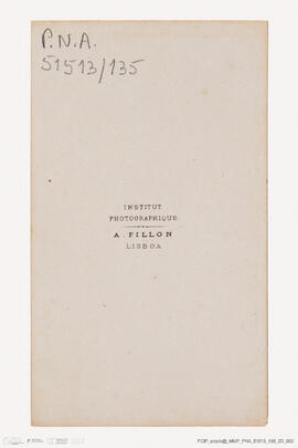 Álbum com retratos de membros das famílias reais