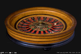 Caixa com o jogo da roleta