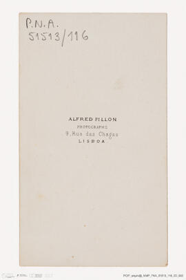 Álbum com retratos de membros das famílias reais