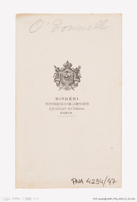 Álbum com retratos de membros das famílias reais europeias