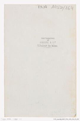 Álbum fotográfico - Álbum de fotografias com retratos de familiares da rainha D. Maria Pia