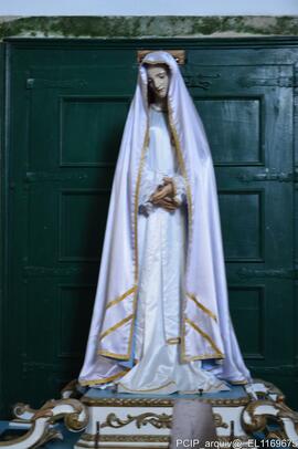 Fotografia do interior do templo