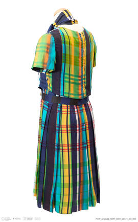 Casaco, cinto e vestido/Feminino