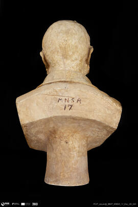 Busto de Domingos de Almeida Ribeiro