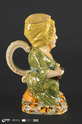 Caneca antropomórfica