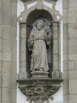 Escultura fachada