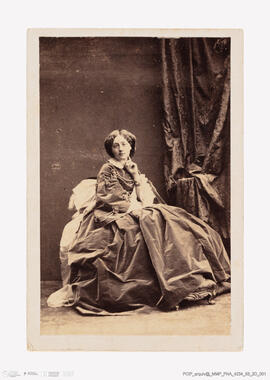 Álbum com retratos de membros das famílias reais europeias