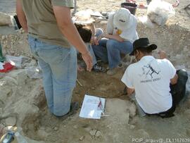 Sondagens  arqueológicas