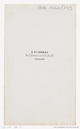 Álbum fotográfico - Álbum de fotografias com retratos de familiares da rainha D. Maria Pia