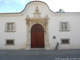 Porta de entrada (fachada lateral)