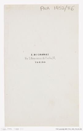 Álbum fotográfico - Álbum de fotografias com retratos de familiares da rainha D. Maria Pia