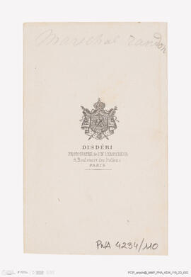 Álbum com retratos de membros das famílias reais europeias