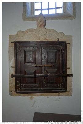 Armário de sacristia
