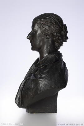 Busto de Mrs. Elisa Leech