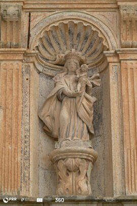 Escultura de Nossa Sra. Pilar