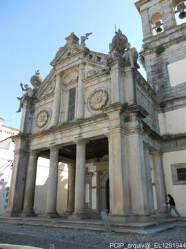 Vista parcial da fachada