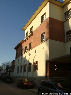 Fotografia: exterior das instalacoes