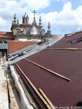Recuperação e reforço da estrutura da cobertura da ala da Sacristia