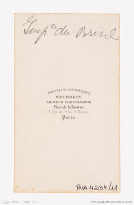 Álbum com retratos de membros das famílias reais europeias