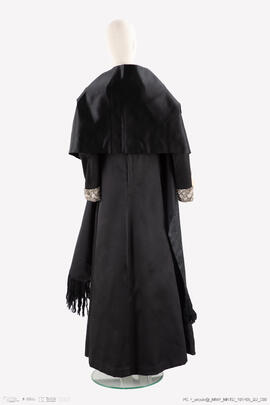 Traje usado por Amália Rodrigues /Beirute (Líbano)