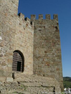 Vista parcial do castelo