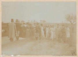 Álbum fotográfico - Passeios no Campo; saltos a cavalo; etc