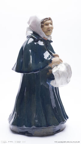 Garrafa Figurativa: Maria da Paciência ou Velha Maria