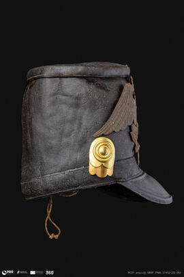 Cobertura de uniforme militar