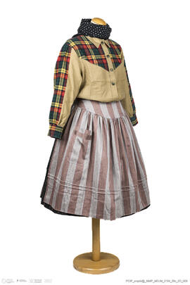 Traje Completo de Trabalho Feminino