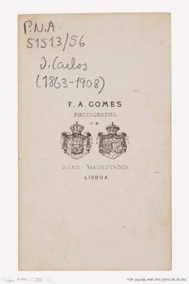 Álbum com retratos de membros das famílias reais